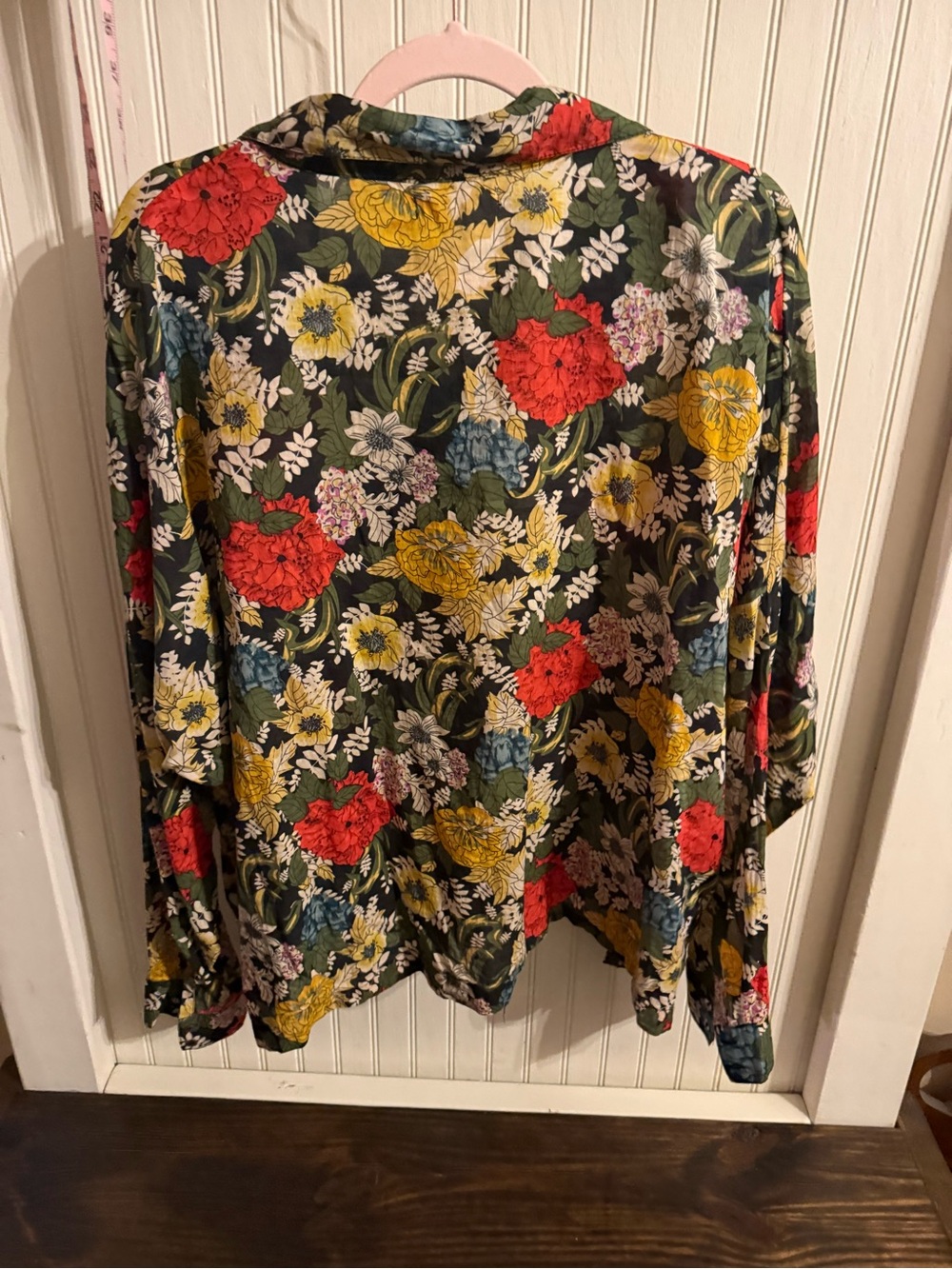 Natural Life button down down shirt vibrant colors - Picture 3 of 6